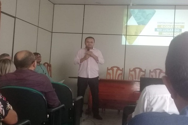 Representante dos órgãos privados, no Comitê Gestor de Investimento e Financiamento