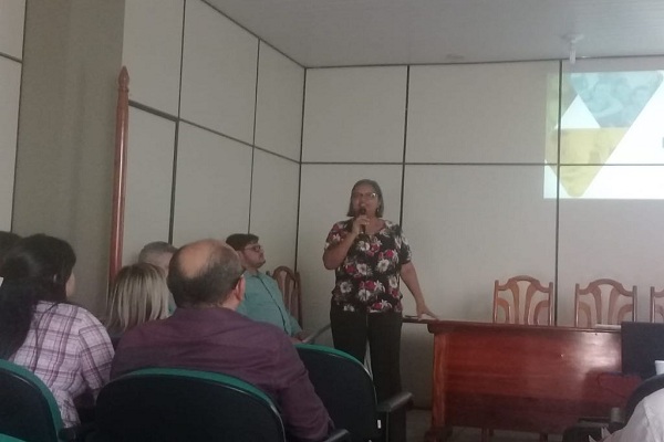 Diretora de Apoio ás microempresas da Agência Amapá, Inês Ramos