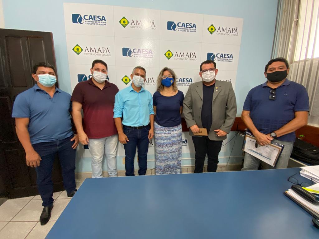 Reunião entre gestores e equipes técnicas