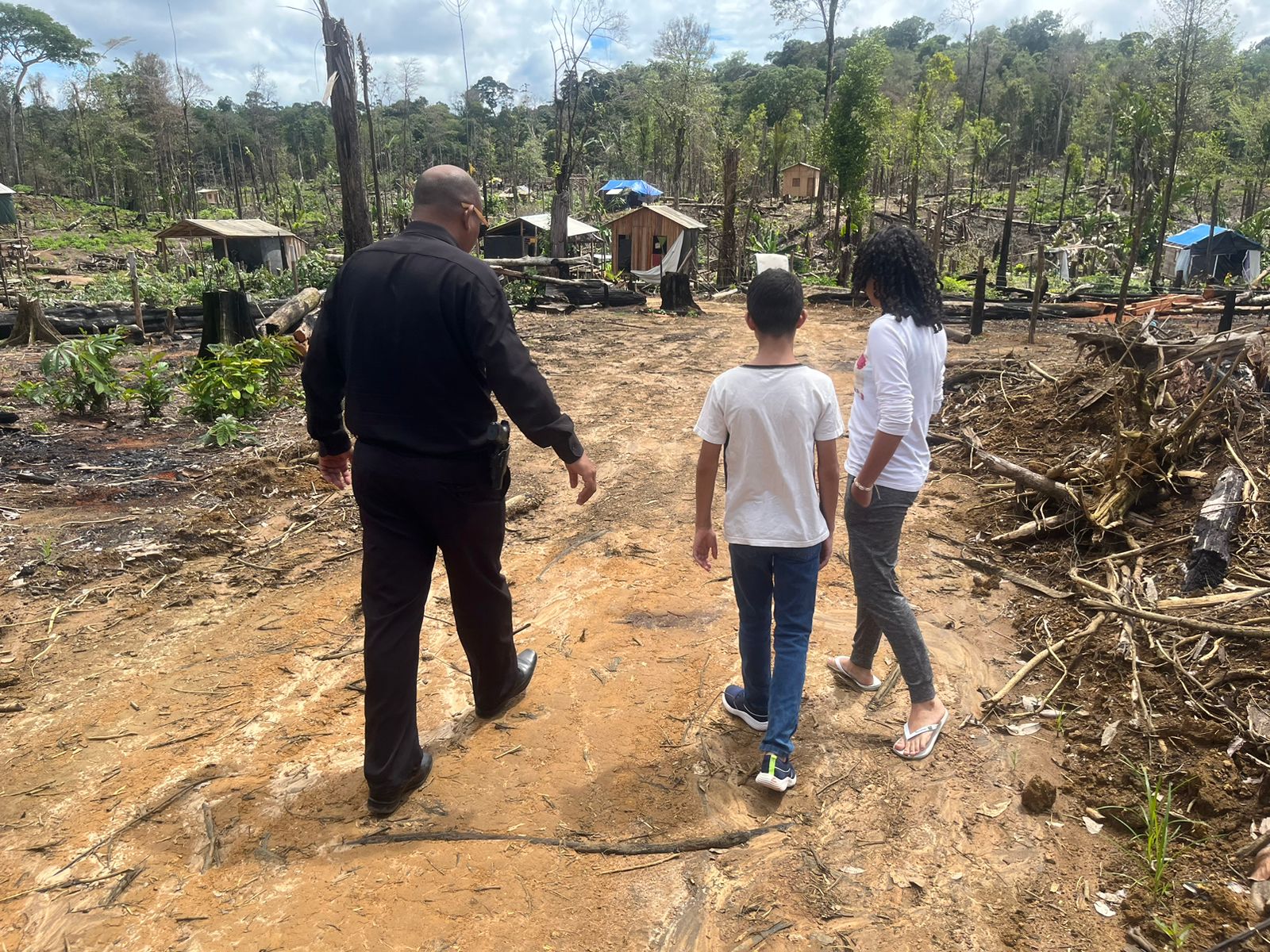 Entrega de colchões em Oiapoque 