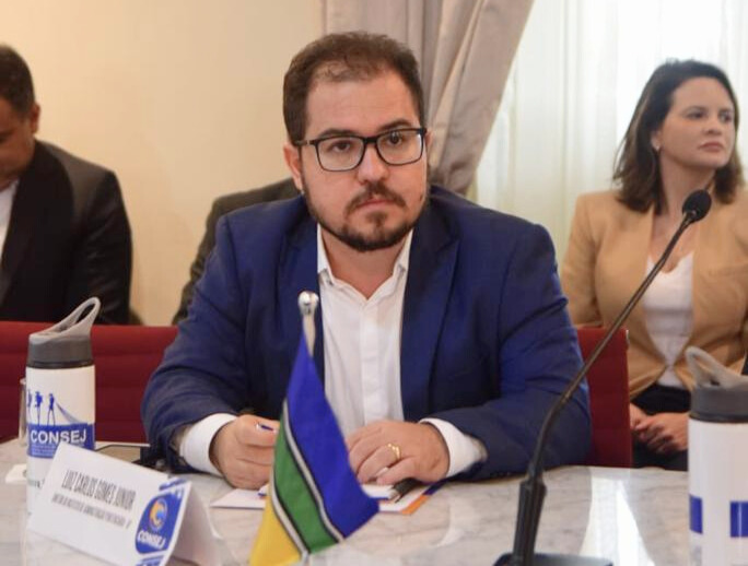 Diretor Luiz durante a reunião no Palácio do governo do Maranhão