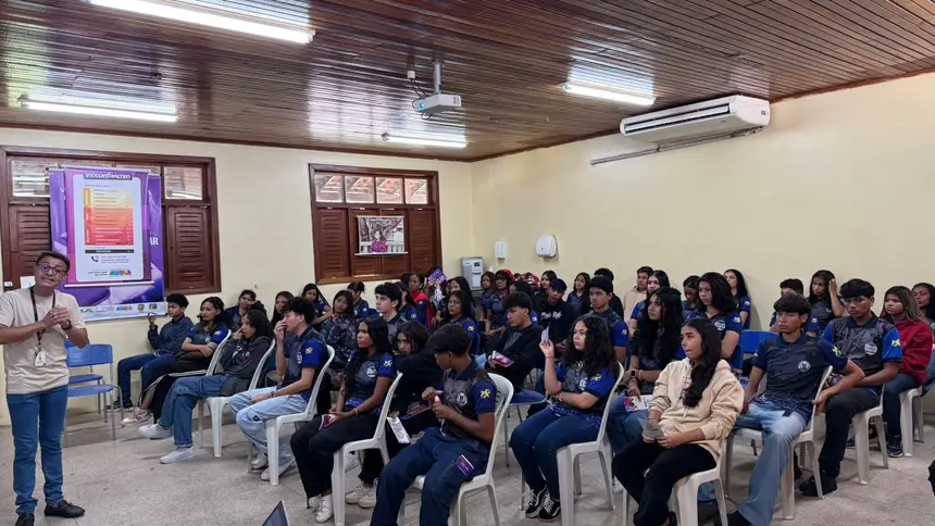 Assuntos como violência patrimonial e diretos dos consumidores foram abordados