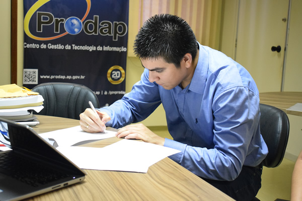 Parceria firmada entre Prodap e Sesi/Senai-AP
