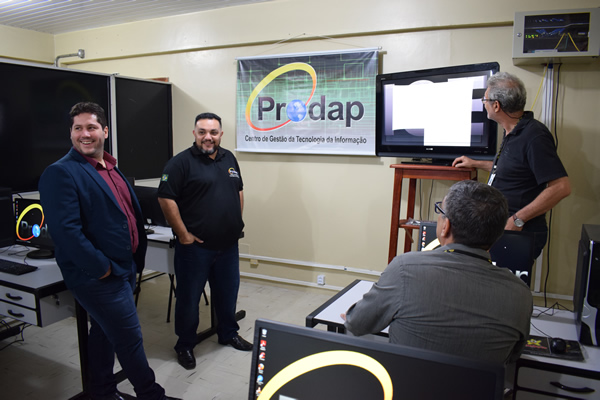 Novo laboratório de treinamento do Prodap para atender todos os servidores do estado do Amapá foto: Sidney Cardoso