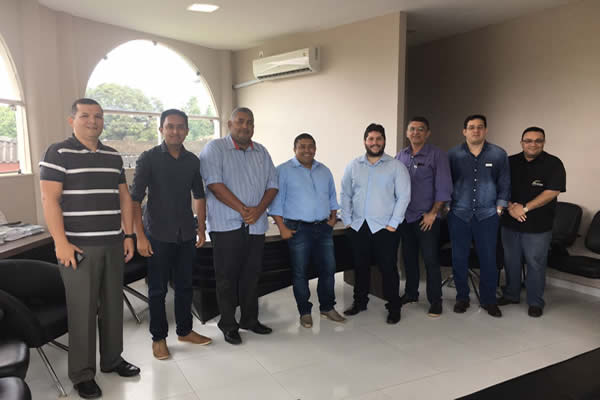 Prefeito Dudão recebe visita dos técnicos do Prodap