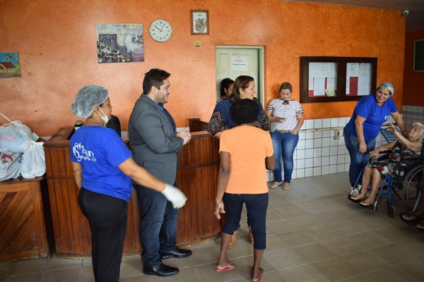 Ação solidária do projeto social do Prodap 