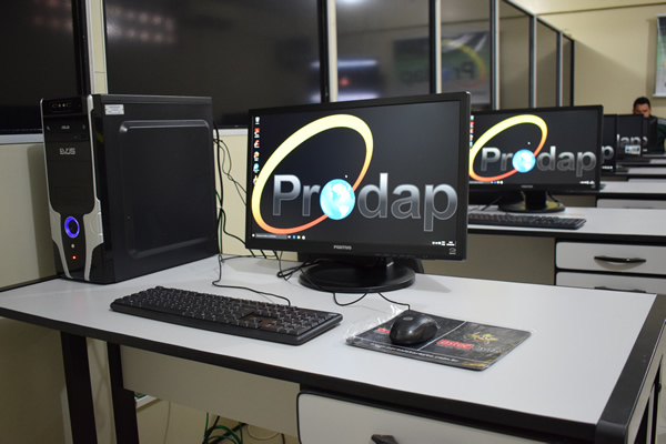 Novo laboratório de treinamento do Prodap para atender todos os servidores do estado do Amapá foto: Sidney Cardoso