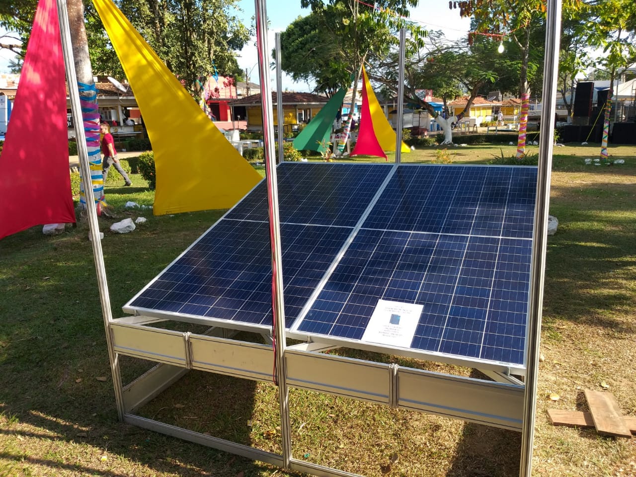 Protótipo gereção de energia fotovotáica