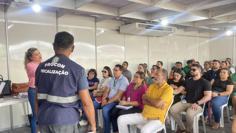 Governo do Estado orienta empreendedores do ‘Selo Amapá’ e ‘Minha Primeira Empresa’ para comercializarem na 53ª Expofeira