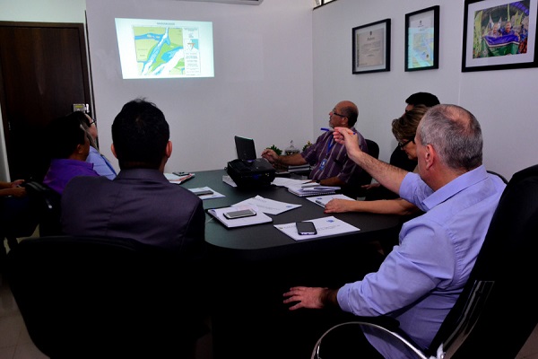 Técnicos apresentam estudo para implantação do Distrito Industrial em Mazagão