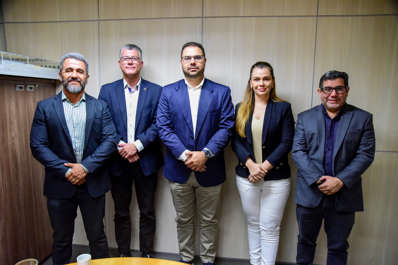 Arsap e ANEEL discutem sobre regulação estadual de energia elétrica no Amapá