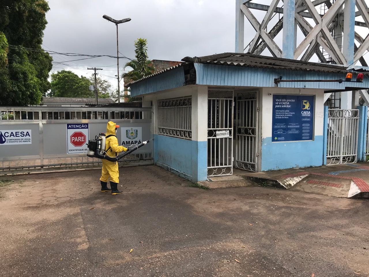 Em ação preventiva à covid-19, escritório central da Caesa é desinfectado pela Defesa Civil 