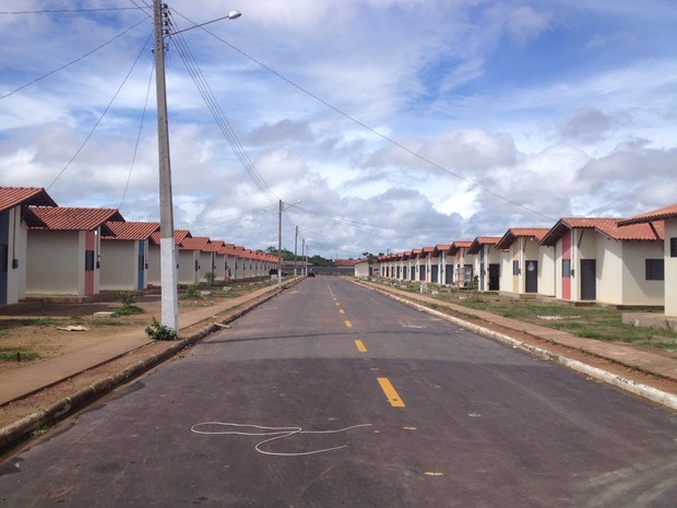 Governo e PMM assinam termo de cessão para construção de poço tubular no Oscar Santos