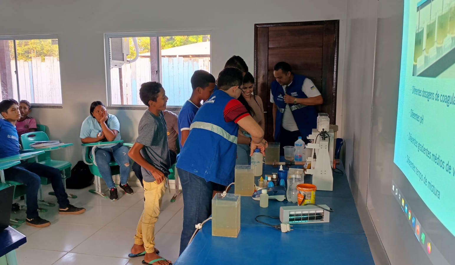 Caesa promove educação ambiental e instala cloradores em sistemas de água em 10 escolas rurais de Macapá