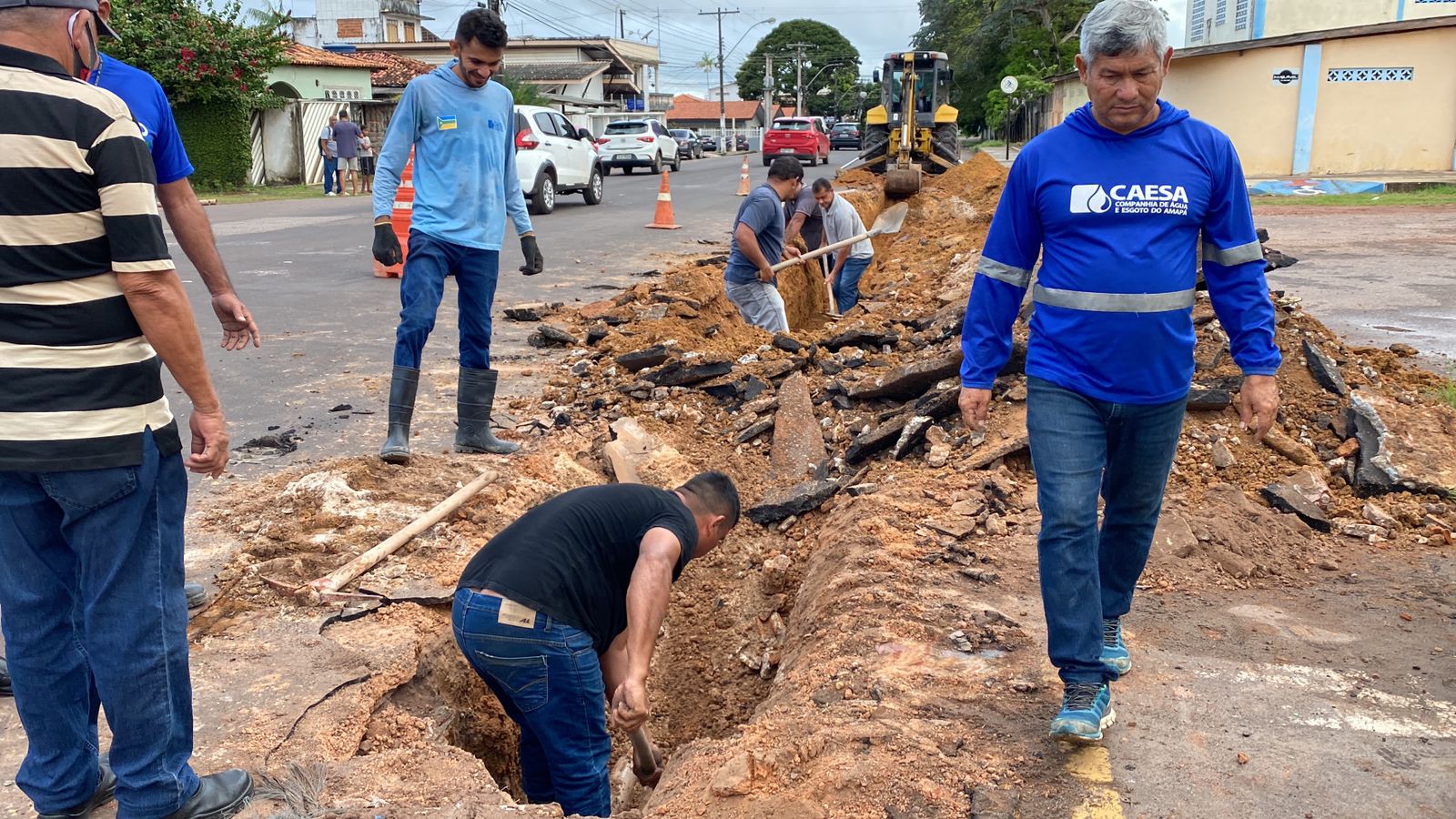 Caesa substitui redes de água obstruídas no Jesus de Nazaré