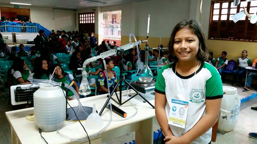 No Dia Mundial da Água, Caesa orienta estudantes sobre consumo consciente