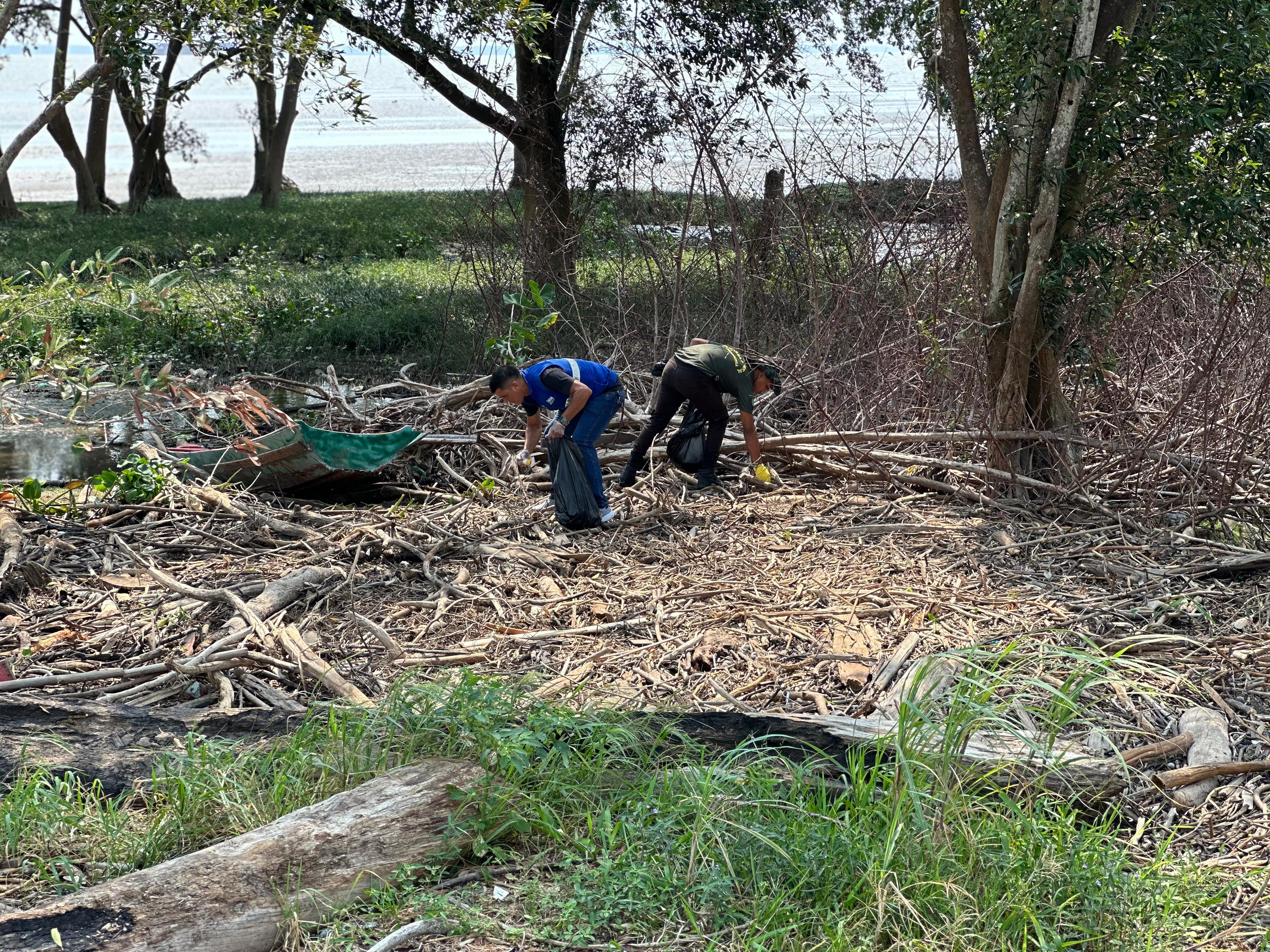 Com foco na preservação ambiental, Caesa participa de ação para limpeza do rio Amazonas, em Macapá