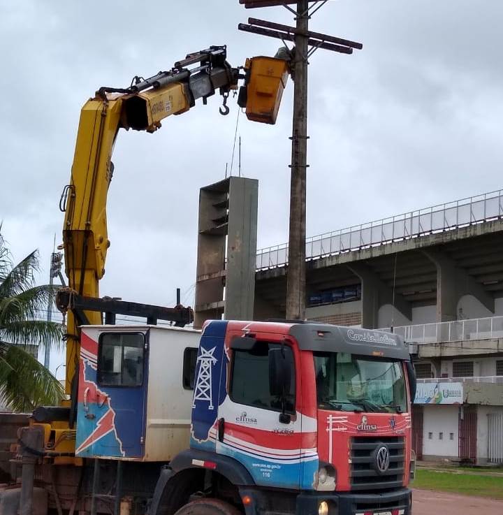 CEA realiza intervenções na rede para garantir segurança no Carnaval de Macapá e Santana