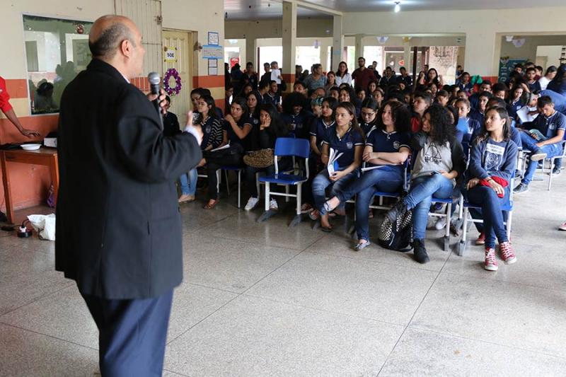 Combate à corrupção é tema de palestra na Escola Barroso Tostes, em Santana