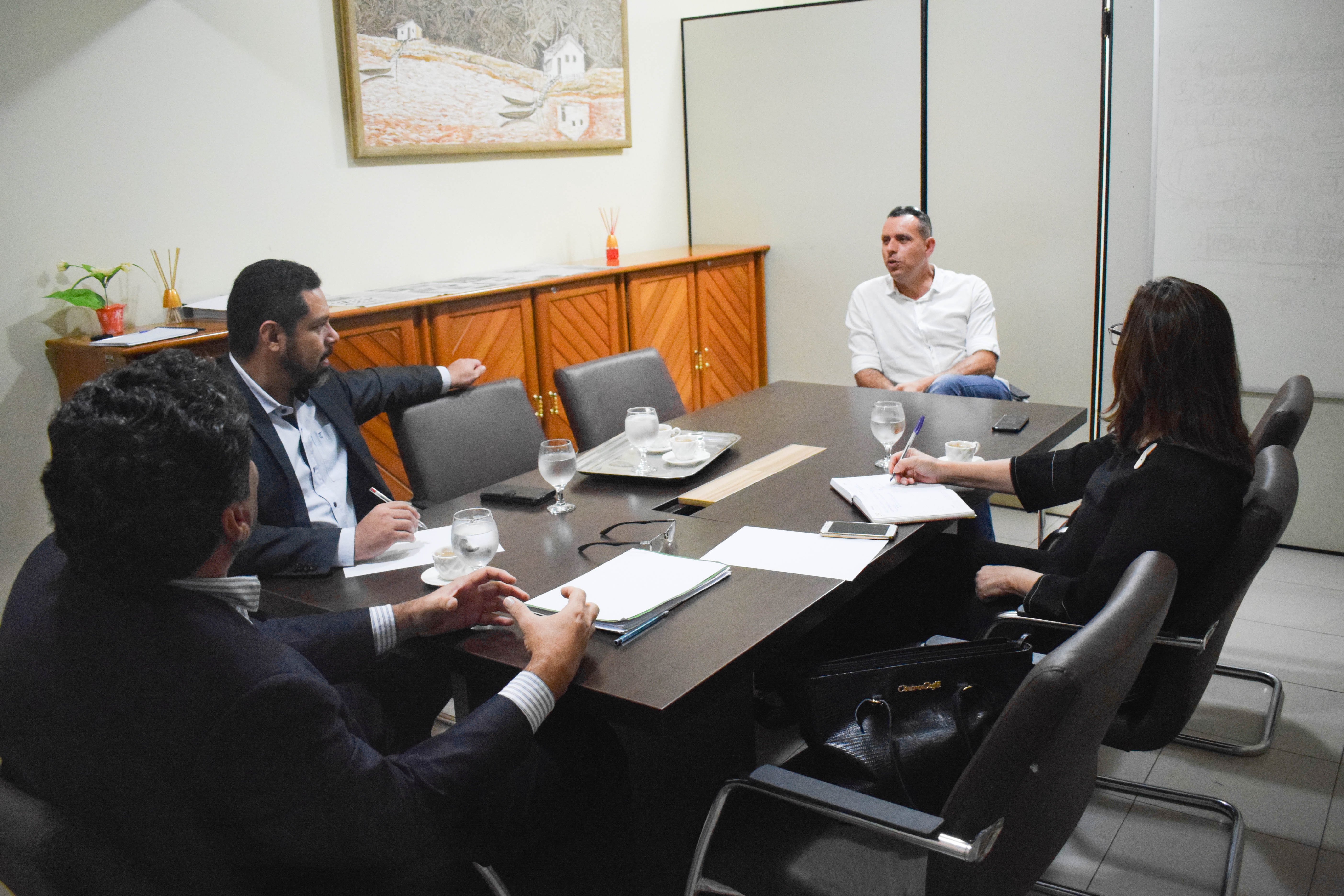 EAP, CGE e TCU-AP iniciam intenções colaborativas  para servidores estaduais