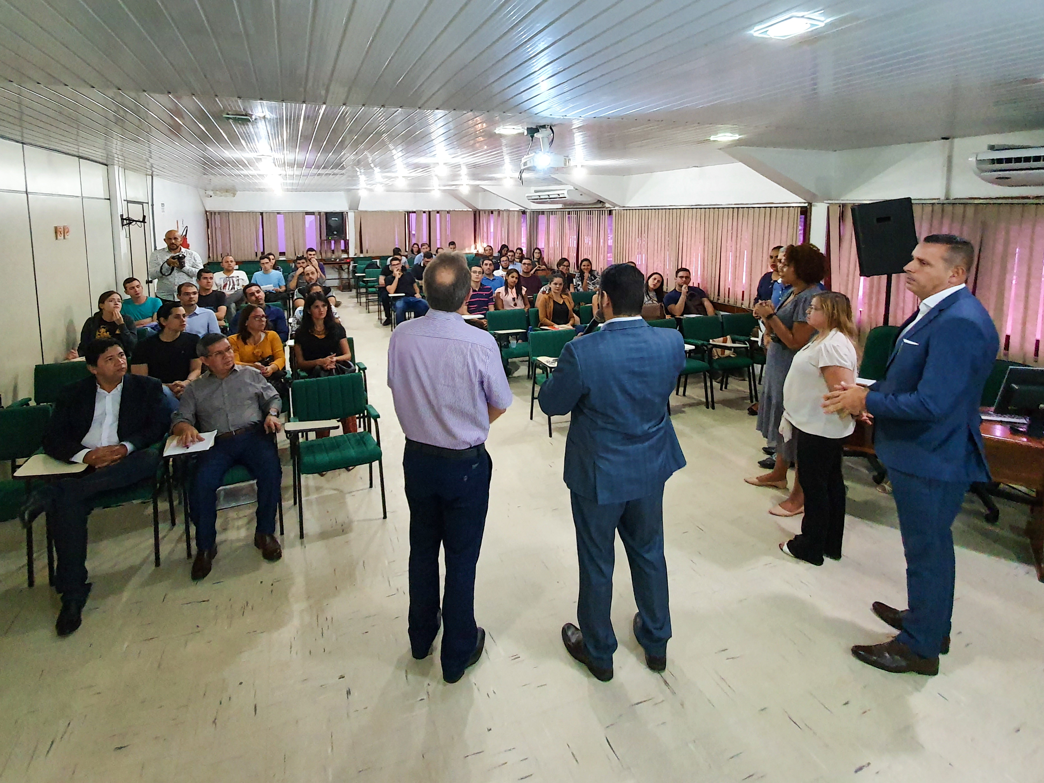 EAP REALIZA SEMINÁRIO PARA 70 ANALISTAS DO CURSO DE FORMAÇÃO