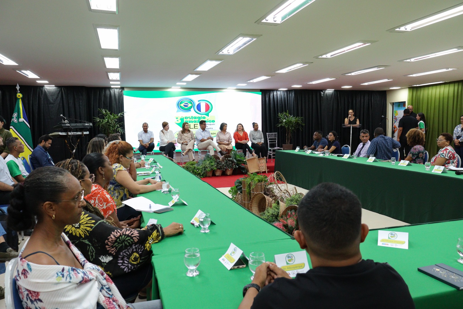 Governo do Amapá inicia 3ª edição do Estágio Amazônico de Português Língua Estrangeira para professores franceses