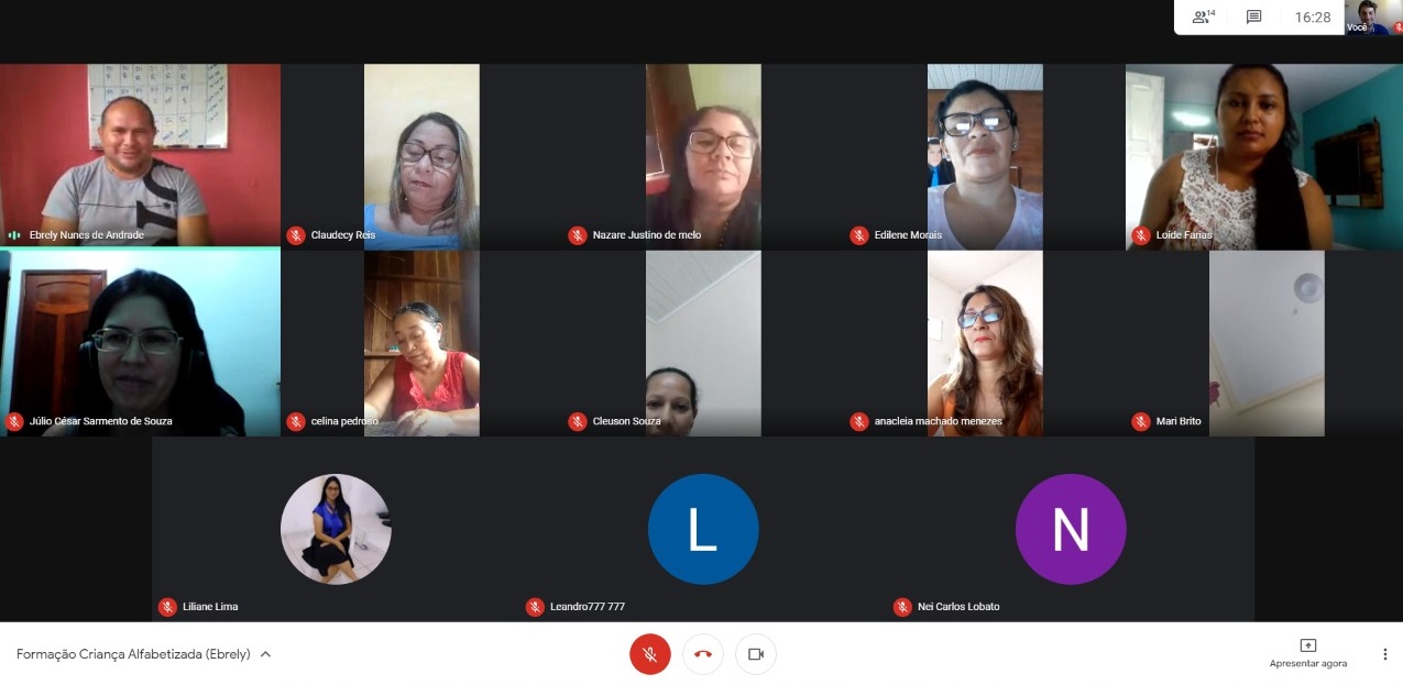 Criança Alfabetizada: formação on-line capacita educadores a auxiliarem professores do ensino fundamental