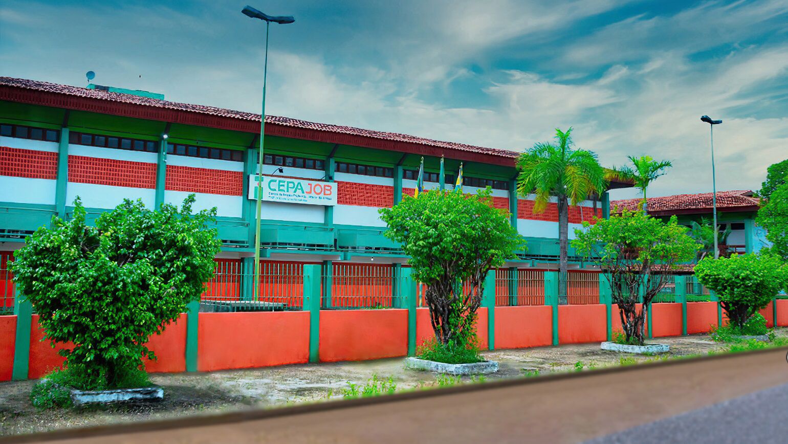 Governo oferece mais de 200 vagas em cursos profissionais e tecnológicos para alunos da rede pública