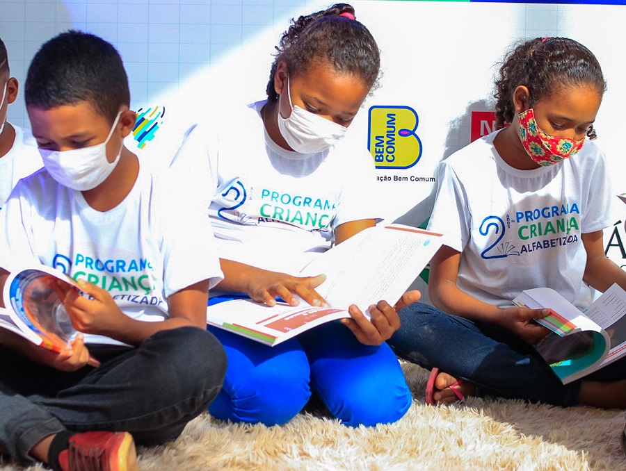 Programa Criança Alfabetizada celebra 2 anos de avanço na qualidade da educação