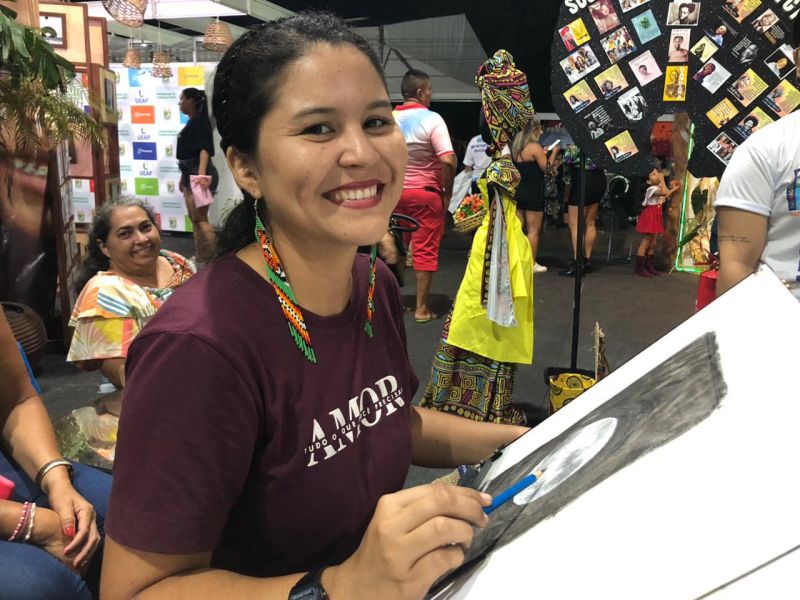 ‘Estamos comemorando a inauguração do Novo Cândido Portinari aqui’, celebra aluna durante a 53ª Expofeira do Amapá