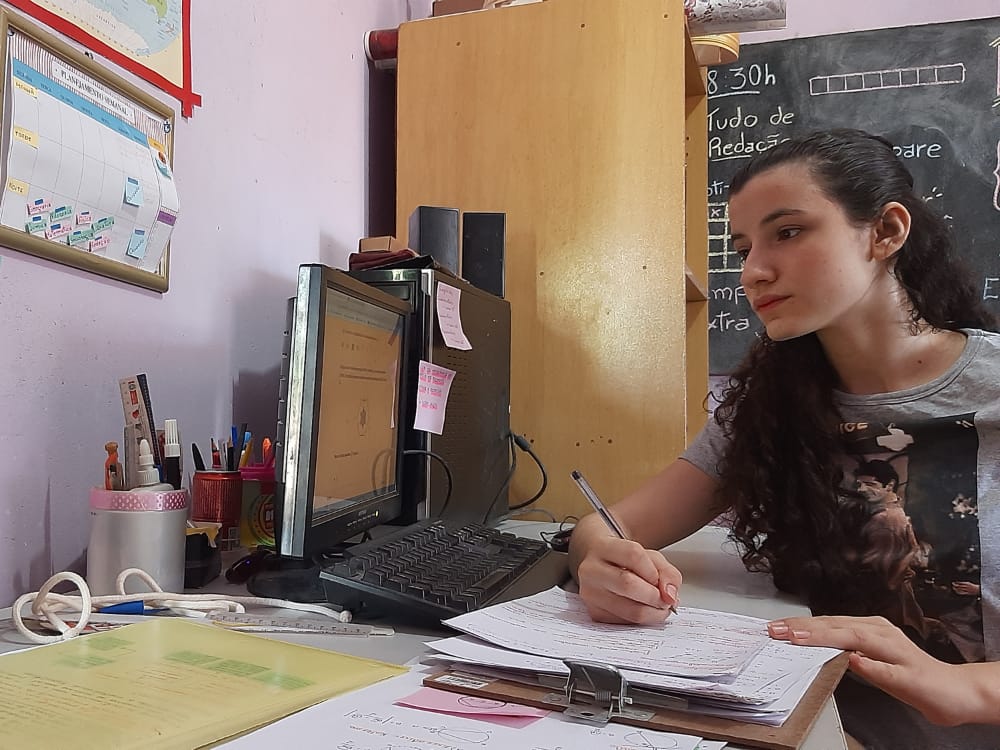 Dia do Estudante: alunos ressaltam a importância da educação na construção da sociedade