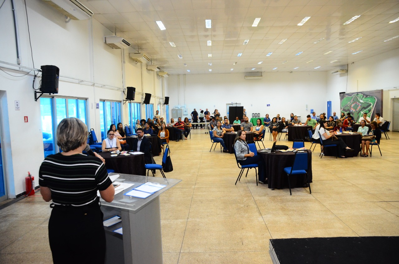 Empreendedorismo no ambiente escolar é tema de encontro de gestores escolares do Estado