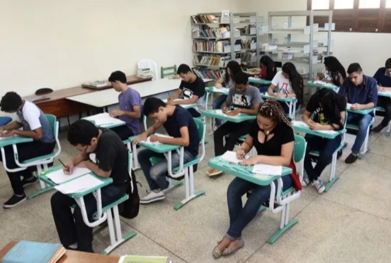 Governo do Amapá disponibiliza quase 5 mil vagas para pré-matrícula da Educação de Jovens e Adultos