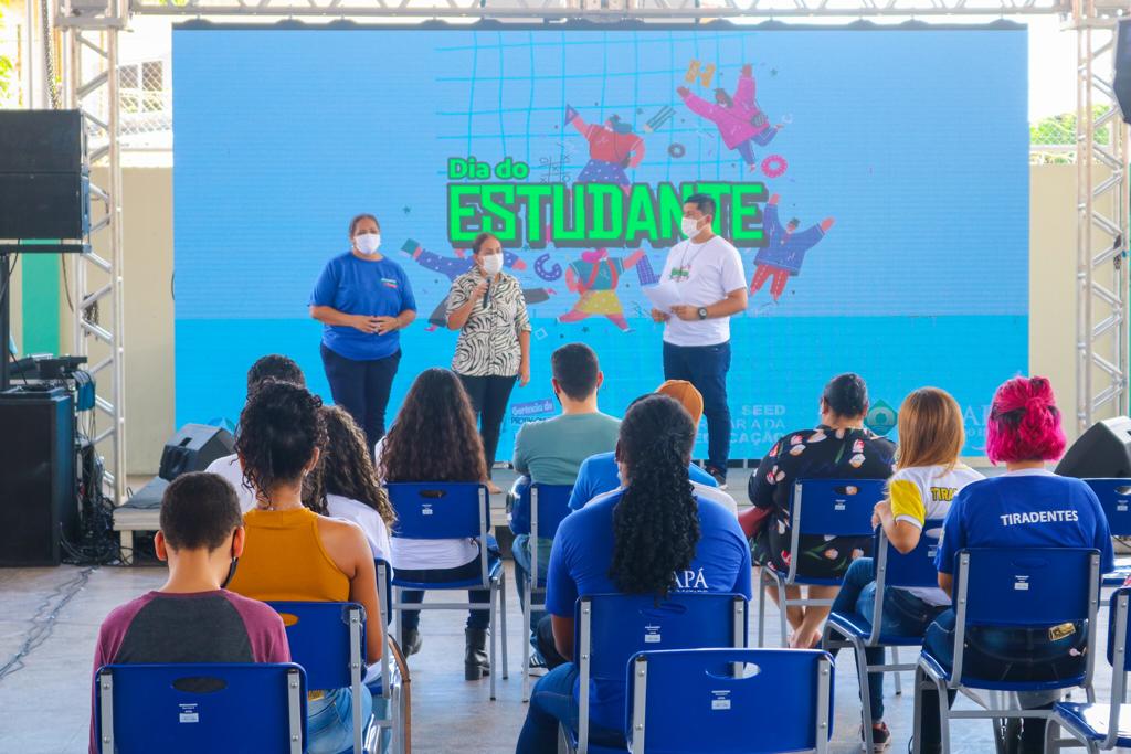 Dia do Estudante: mais de mil alunos acompanharam a programação cultural e científica da live #Conectados