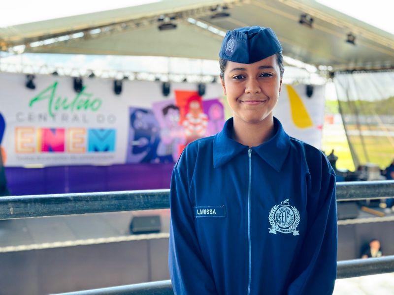 'Temos um governo que se preocupa com a educação', diz estudante ao participar do 'Aulão Show' da Central do Enem