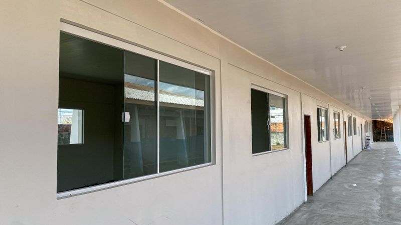Em obras, Escola Estadual Lauro Chaves terá estrutura moderna para ensino e prática esportiva