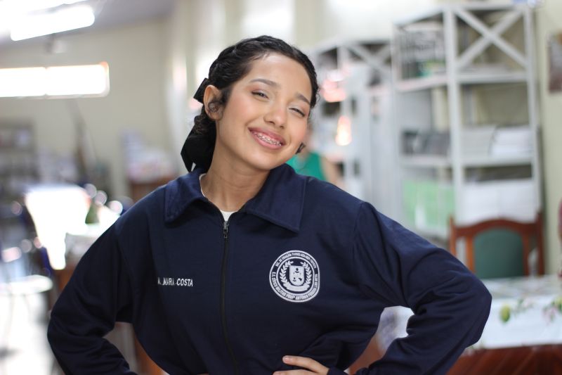 ‘Vou levar a cultura do Amapá aos Estados Unidos’, comemora aluna selecionada pelo Governo do Estado para o 'Jovens Embaixadores 2024'