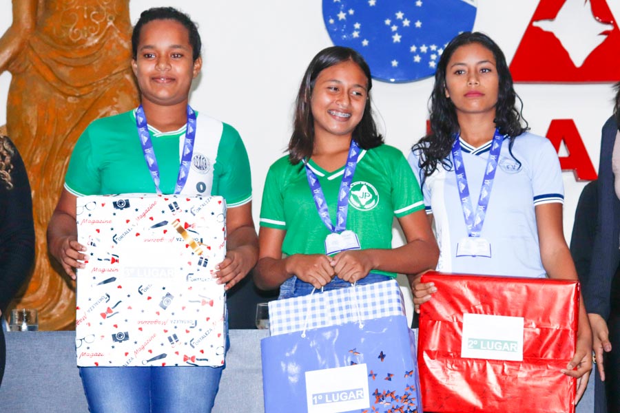 Aluna de escola de Fazendinha vence II Concurso de Redação do Procon