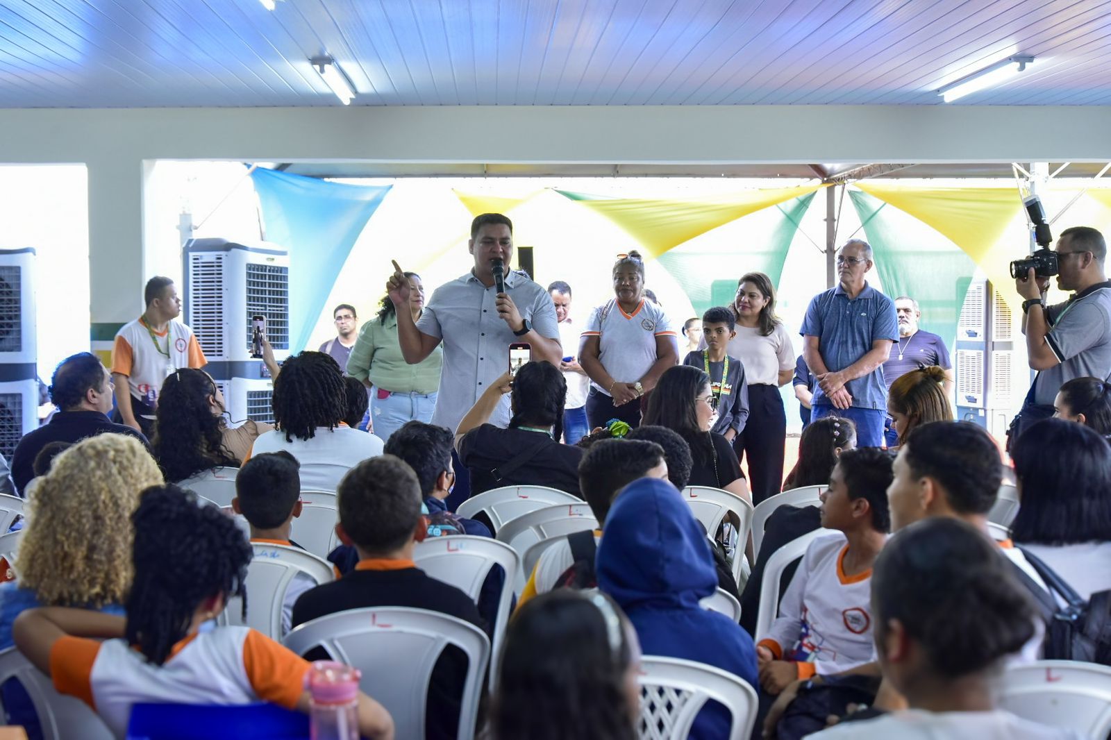 Governo do Amapá entrega escola revitalizada para 798 alunos da Zona Norte de Macapá