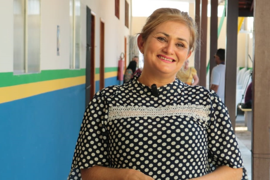 'Com a revitalização, nós temos condições melhores de trabalho', conta professora da Escola Estadual Izanete Victor, em Santana