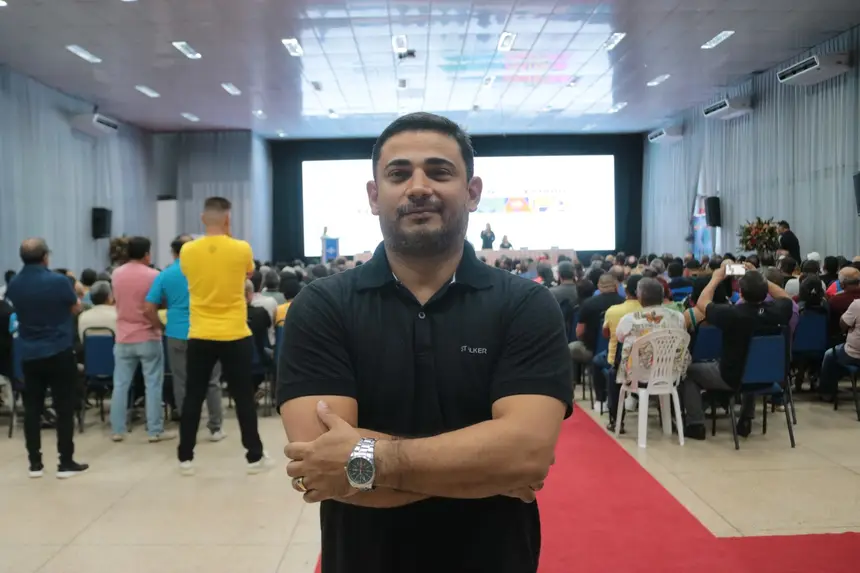 'Levar esperança para esses alunos é gratificante', diz professor do ensino modular durante encontro pedagógico