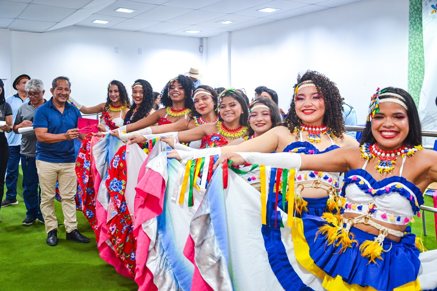 Centro de Educação Bi Trindade realiza projeto que apresenta trabalhos dos alunos à comunidade 