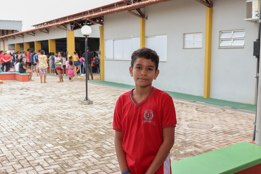 'É estudando que eu vou conseguir realizar os meus sonhos', conta aluno da rede estadual sobre retorno às aulas