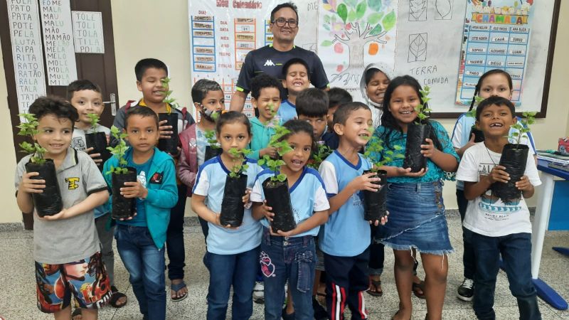 Alunos de escola estadual desenvolvem método para facilitar reprodução de sementes de jucá e vão representar o Amapá em evento nacional