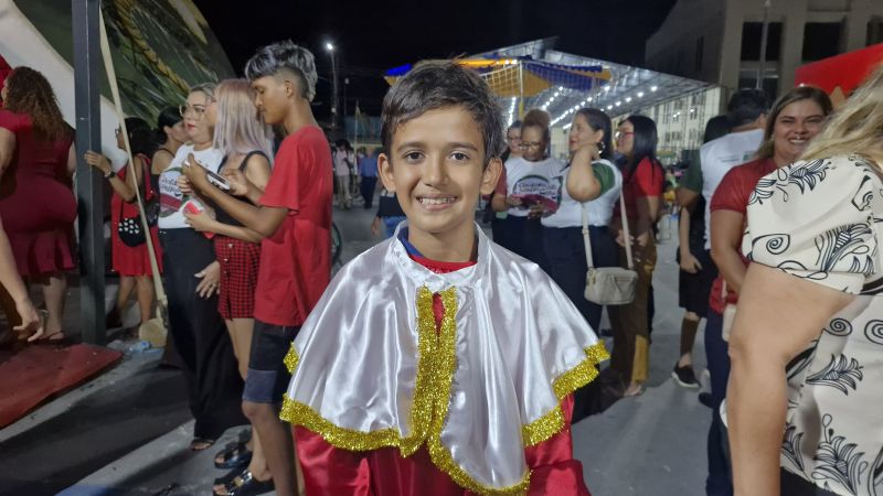'Sempre quis participar do coral’, conta estudante na 'Cantata Natalina das Escolas Estaduais' promovida pelo Governo do Amapá