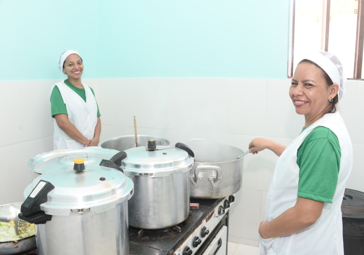 Centro profissionalizante lança edital com 70 vagas para curso técnico em cozinha