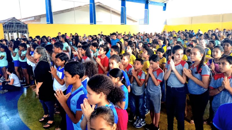 Mais de 1,2 mil estudantes participam de ensaio geral da Cantata Natalina 2024 do Governo do Amapá