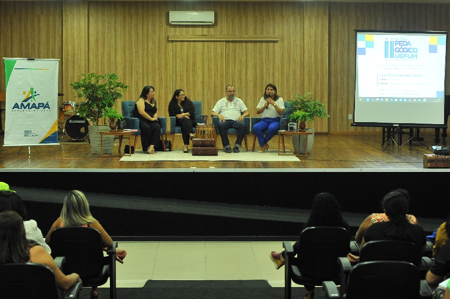 Governo do Amapá promove encontro pedagógico para mais de 300 profissionais do sistema modular de ensino
