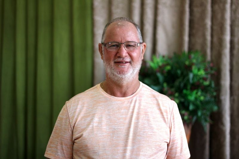 ‘Isso nos engrandece’, diz professor do ensino modular ao receber kit pedagógico do Governo do Amapá