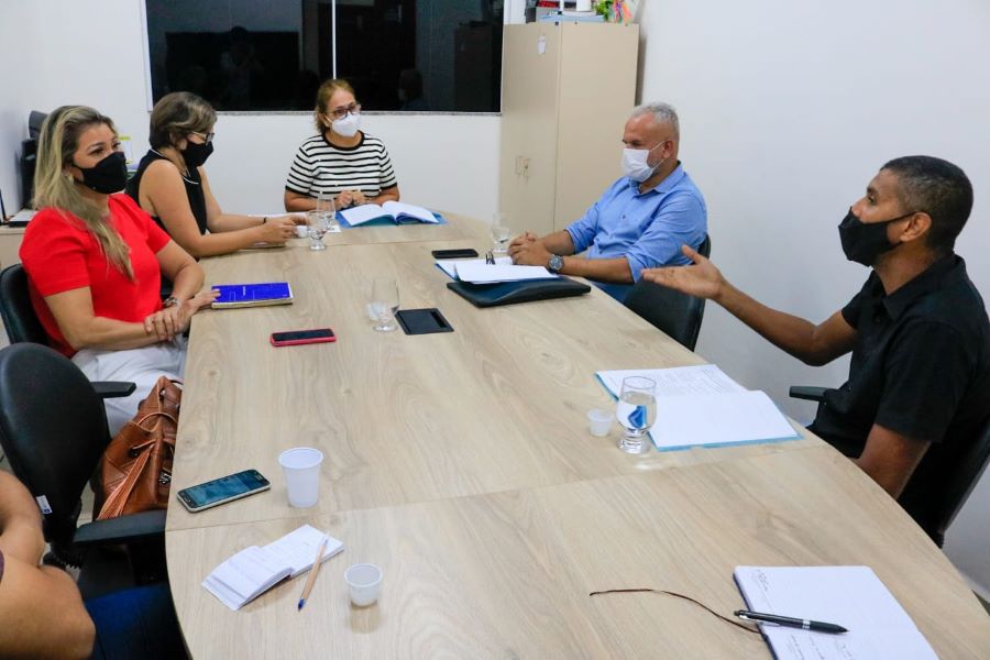 Circuito Educação: Município de Oiapoque recebe orientações sobre o Programa Criança Alfabetizada